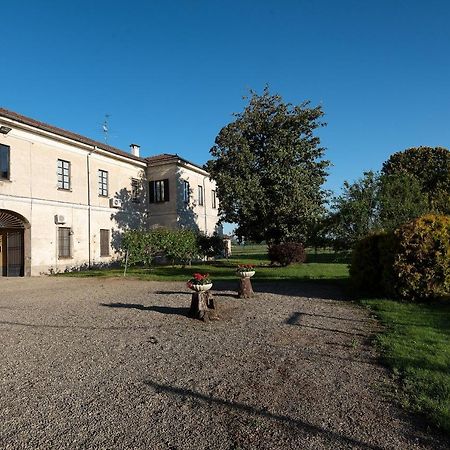 Agriturismo Cascina Graziosa Villa Cameriano Exterior photo