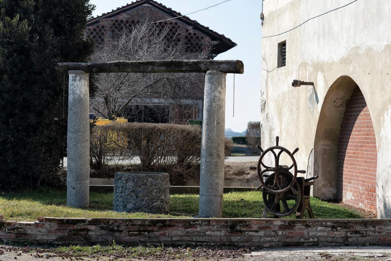 Agriturismo Cascina Graziosa Villa Cameriano Exterior photo