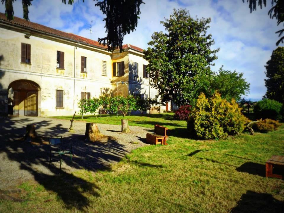 Agriturismo Cascina Graziosa Villa Cameriano Exterior photo